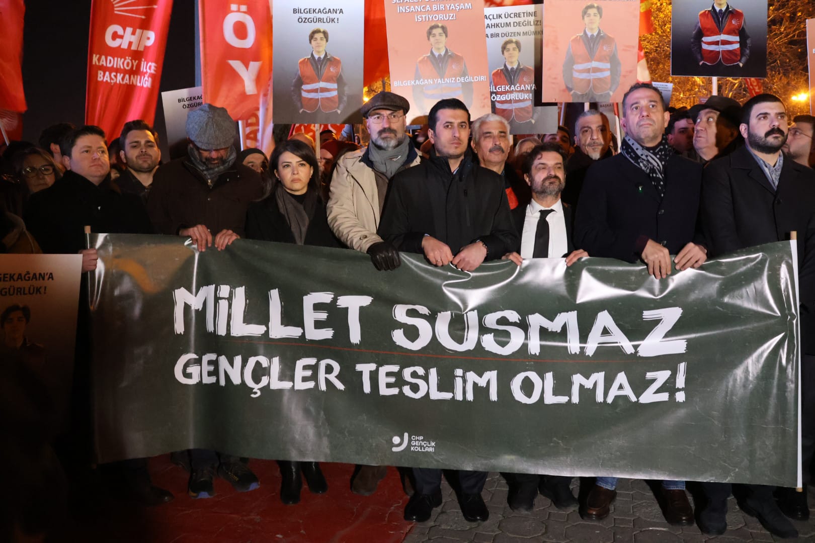 “Tek suçu yoksulluğa ses çıkarmak”